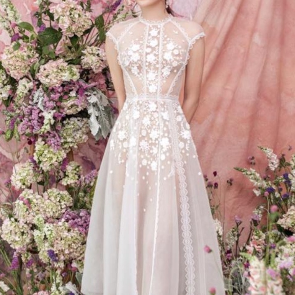 Wedding dress | bridemaid dress | white lace dress